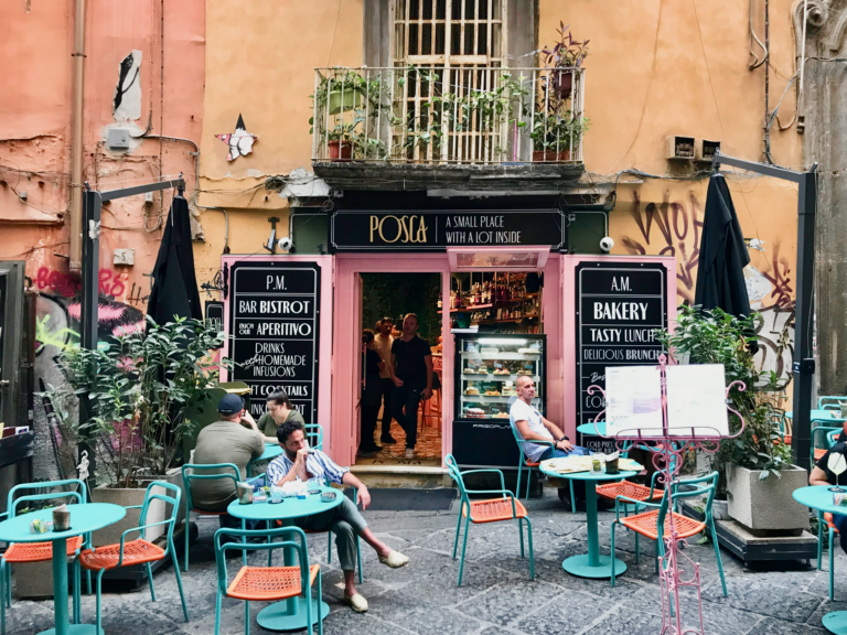 Chloe’s Ultimate Travel Guide to 1 Day in Naples