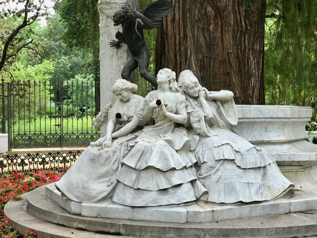 Stone statues in the garden of the royal palace of Seville.
